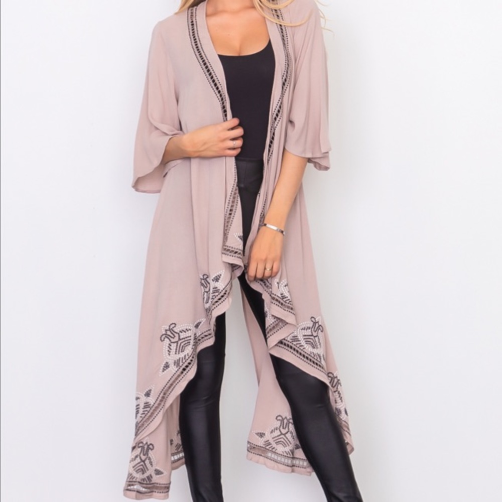 ❤️LAST NEW S Taupe Crochet Trim Long Kimono - Picture 6 of 8